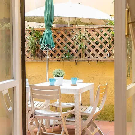 アパート In Panieri Terrace *