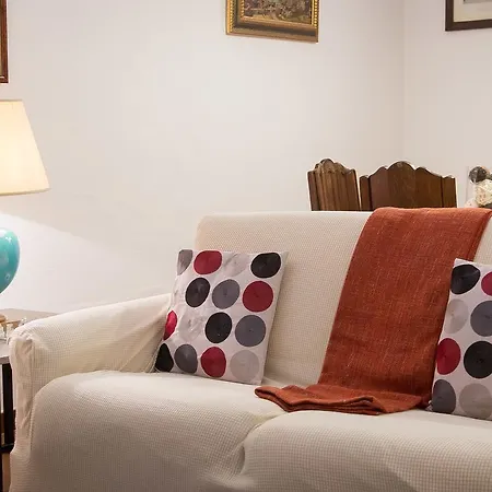 In Panieri Terrace アパート *